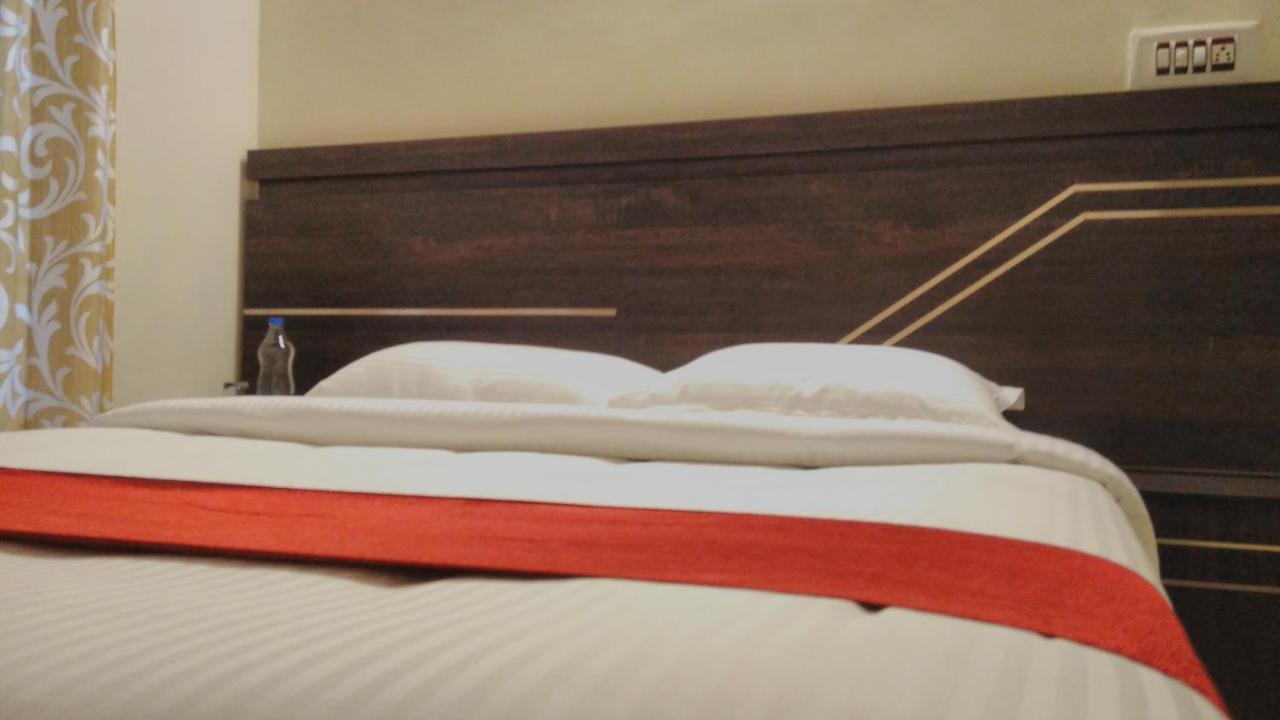 Leeland Munnar Bed & Breakfast Екстериор снимка